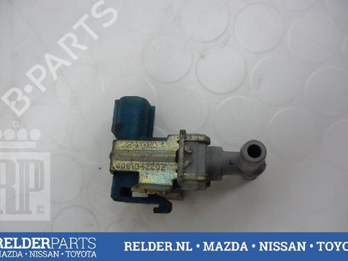 Elektronisk sensor TOYOTA YARIS (_P1_) 1.3 (NCP10, SCP12_) (86 hp) 22162181