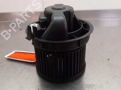 Used Heater blower motor TOYOTA AYGO (_B1_) 1.0 (KGB10_, KGB10R) (68 hp) 25891156