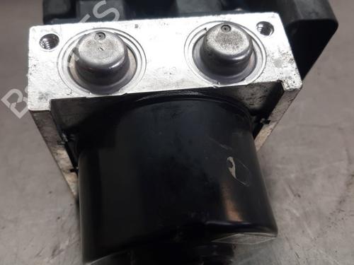 Used ABS pump ABS pump TOYOTA YARIS (_P9_) 1.0 VVT-i (KSP90_, KSP90R) (69 hp) 34005790 34005790