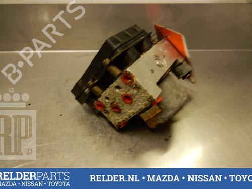 Used ABS pump MAZDA 6 Hatchback (GG) 2.0 (GGES) (141 hp) 22136959