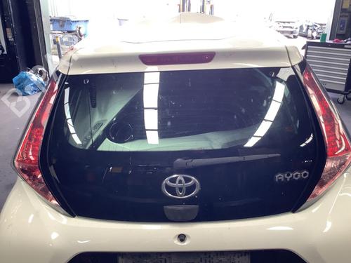 Used Tailgate TOYOTA AYGO (_B4_) 1.0 (KGB40) (69 hp) 28048906