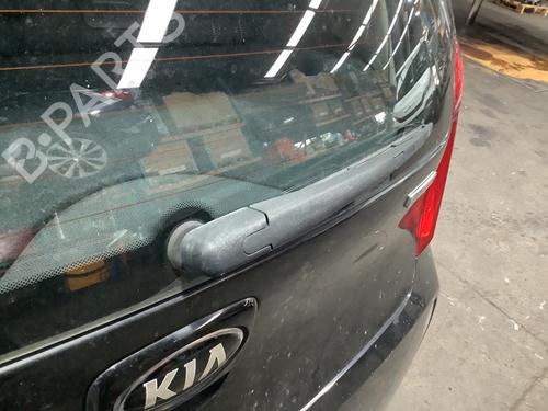 Used Rear windshield wiper arm Rear windshield wiper arm 39637584 39637584