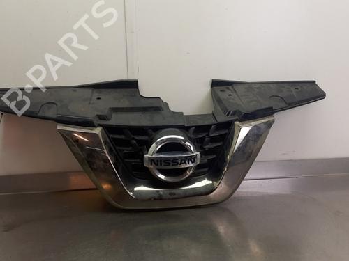 Used Grille NISSAN JUKE (F15) 1.2 DIG-T (115 hp) 30805081