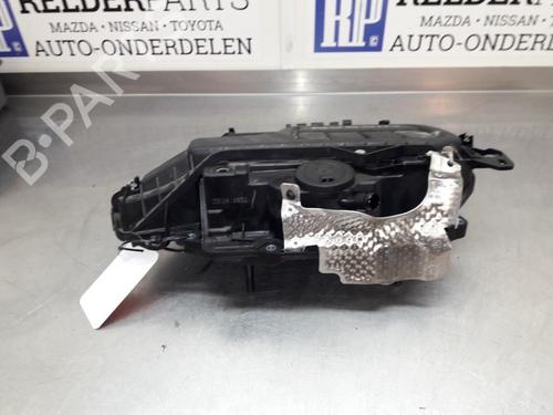 Used Valve cover NISSAN X-TRAIL III (T32_, T32R, T32RR) 1.6 dCi (T32) (130 hp) 22165243