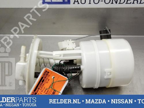 Used Fuel pump NISSAN MICRA III (K12) 1.2 16V (65 hp) 22139827