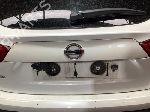 Trunk håndtak NISSAN QASHQAI II SUV (J11, J11_) 1.2 DIG-T (115 hp) 27239294