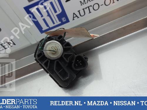 Headlight adjuster motor TOYOTA AVENSIS (_T25_) 2.0 D-4D (CDT250_, CDT250R) | BP22135315E19 