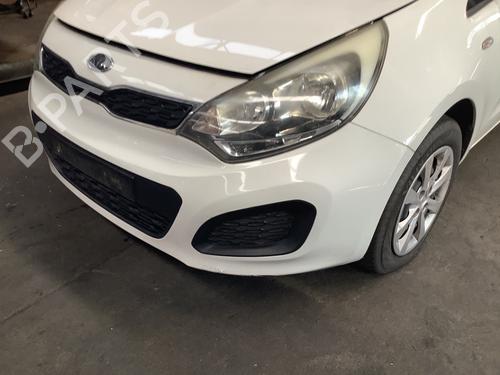 Used Front bumper Front bumper KIA RIO III (UB) 1.1 CRDi (75 hp) 33840165 33840165