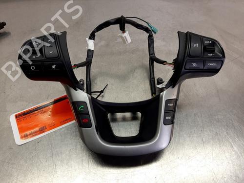 Used Steering wheel controls KIA RIO III (UB) 1.25 CVVT (86 hp) 24028345