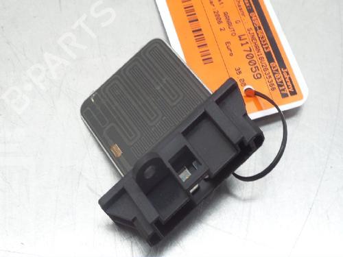 Used Heater resistor NISSAN ALMERA II Hatchback (N16) 1.5 dCi (82 hp) 22153174