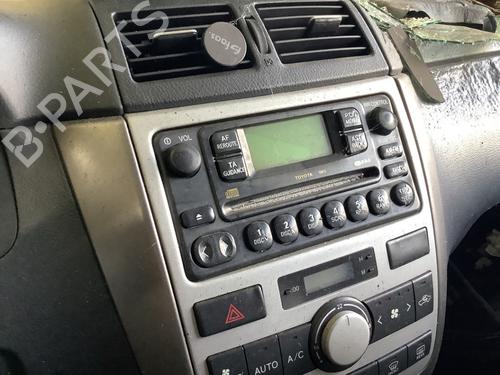Used Radio TOYOTA AVENSIS VERSO (_M2_) 2.0 VVT-i (ACM20_, ACM20R) (150 hp) 29384594