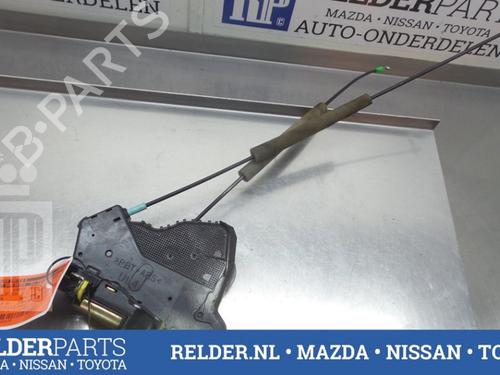 Used Front left lock TOYOTA COROLLA (_E12_) 1.6 VVT-i (ZZE121_, ZZE121R) (110 hp) 22152684