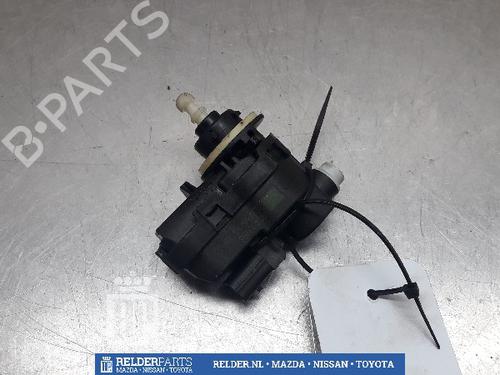 Used Headlight adjuster motor TOYOTA YARIS (_P13_) 1.3 (NSP130_, NSP130) (99 hp) 22157668