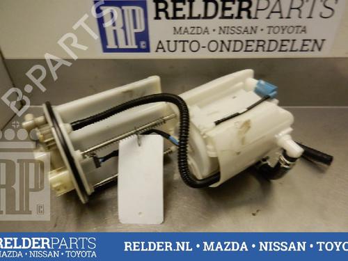 Used Fuel pump TOYOTA RAV 4 III (_A3_) 2.0 (ZSA35_, ZSA35R) (158 hp) 22146968