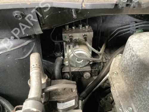 Used ABS pump NISSAN LEAF (ZE0) Electric (109 hp) 22164032