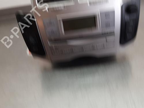 Used Radio TOYOTA YARIS (_P9_) 1.3 VVT-i (SCP90_, SCP90R) (87 hp) 33120087