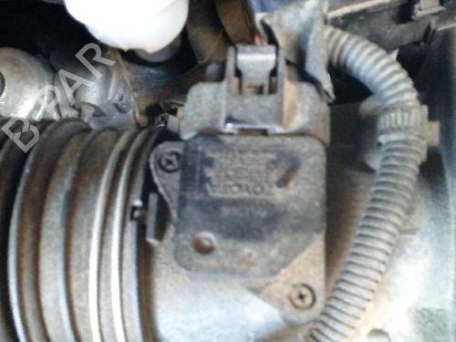 Used Mass air flow sensor TOYOTA COROLLA Verso (ZER_, ZZE12_, R1_) 2.2 D-4D (AUR10_, AUR10R) (136 hp) 22156011