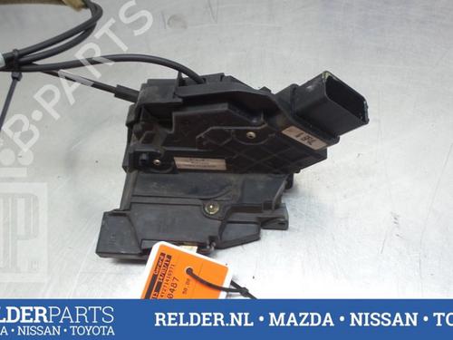 Used Front right lock MAZDA 3 (BK) 1.6 DI Turbo (109 hp) 22152428