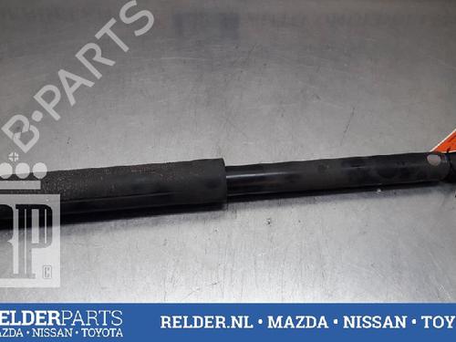 Used Left rear shock absorber TOYOTA YARIS (_P13_) 1.5 Hybrid (NHP130_) (101 hp) 22161338