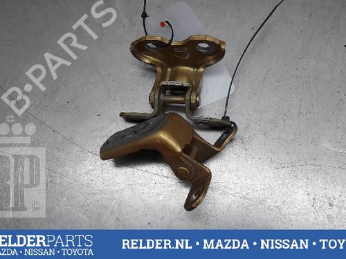 Used Hinge/Door check strap TOYOTA YARIS (_P13_) 1.5 Hybrid (NHP130_, NHP130) (101 hp) 22161387