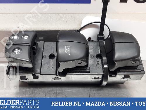 Used Switch NISSAN QASHQAI II SUV (J11, J11_) 1.2 DIG-T (115 hp) 22161899