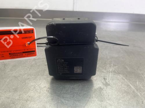 Used ABS pump TOYOTA YARIS (_P9_) 1.33 VVT-i (NSP90_, NSP90R) (100 hp) 32220889