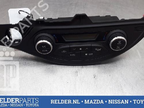 Used Climate control TOYOTA YARIS (_P13_) 1.5 Hybrid (NHP130_) (101 hp) 22161340