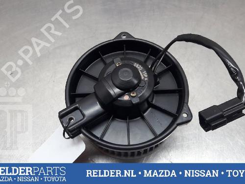 Used Heater blower motor TOYOTA COROLLA Compact (_E10_) 1.6 Si (AE101_, AE101R) (114 hp) 22160015