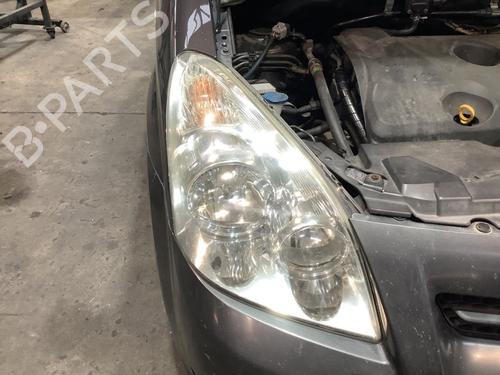 Used Right headlight TOYOTA COROLLA Verso (ZER_, ZZE12_, R1_) 2.2 D-4D (AUR10_, AUR10R) (136 hp) 29698532