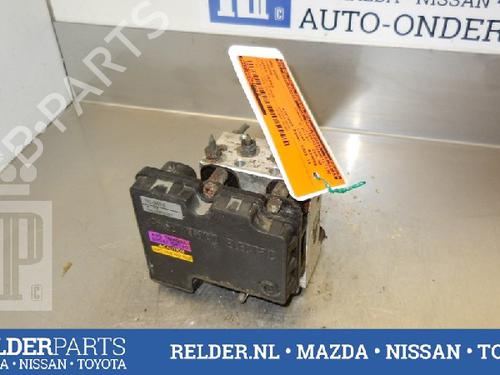 Used ABS pump TOYOTA YARIS VERSO (_P2_) 1.3 (NCP20_, NCP22_, NCP20R, NCP22R) (86 hp) 22136106