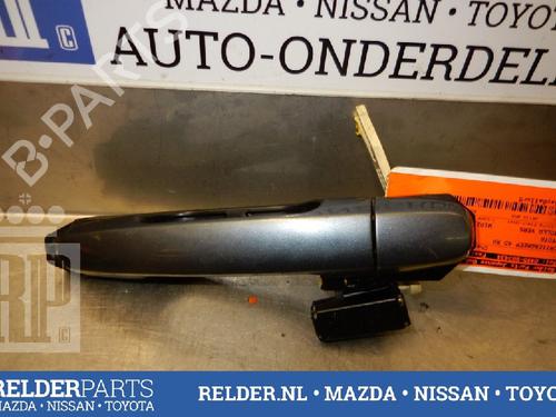 Højre bagtil udvendigt håndtag TOYOTA COROLLA Verso (_E12_) 2.0 D-4D (CDE120_, CDE120R) (90 hp) 22136916