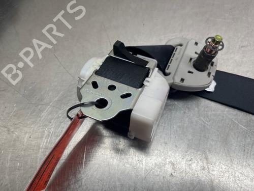 Used Rear right seatbelt TOYOTA COROLLA Verso (ZER_, ZZE12_, R1_) 1.6 (ZNR10_, ZNR10R) (110 hp) 28310209