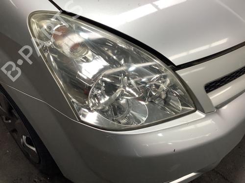 Right headlight TOYOTA COROLLA Verso (ZER_, ZZE12_, R1_) 1.8 (ZNR11_, ZNR11R) | BP29812231C29 