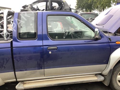 right-front-door-nissan-pick-up-d22-1997-26601927 main image