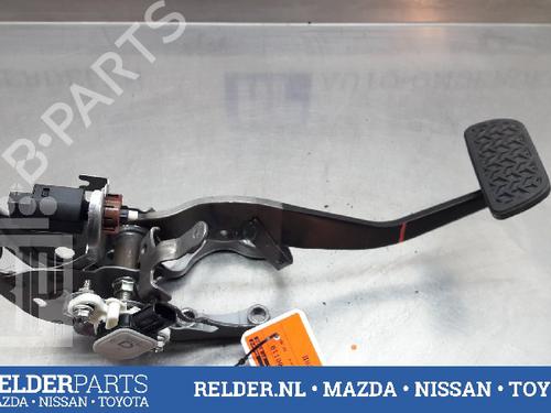Break pedal TOYOTA YARIS (_P13_) 1.5 Hybrid (NHP130_, NHP130) | BP22160433I19 