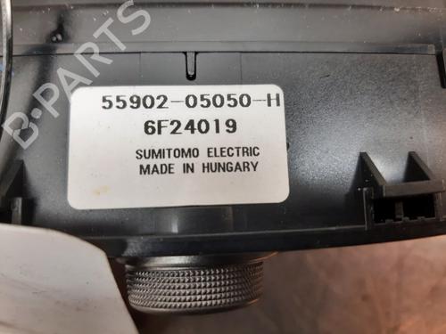 Climate control TOYOTA AVENSIS Estate (_T25_) 1.8 VVT-i (ZZT251_, ZZT251R) | BP22166622I5 