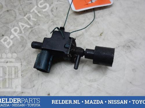 Used Electronic sensor TOYOTA LAND CRUISER 90 (_J9_) 3.0 D-4D 4WD (KDJ90_, KDJ95_, KDJ90W, KDJ95W) (163 hp) 22140275