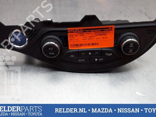 Used Climate control TOYOTA YARIS (_P13_) 1.5 Hybrid (NHP130_) (101 hp) 22158766