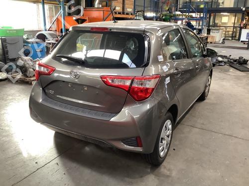 Tailgate lift support TOYOTA YARIS (_P13_) 1.5 (NSP131_) | BP22168229C138 