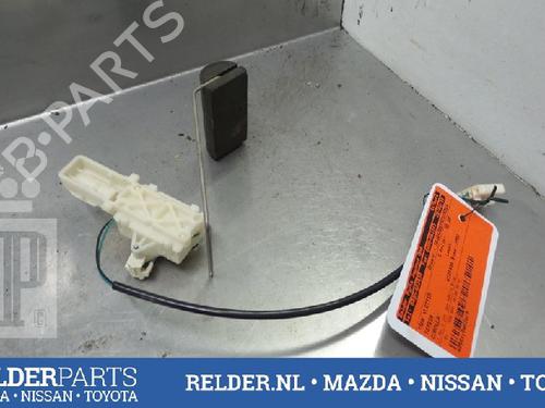 Used Fuel pump TOYOTA COROLLA Liftback (_E11_) 1.4 (ZZE111_, ZZE111R) (97 hp) 22136233