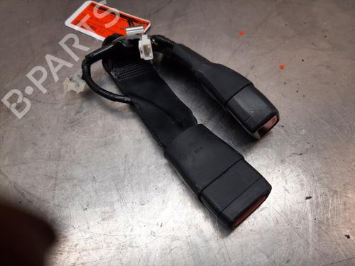 Used Seat buckle TOYOTA YARIS (_P13_) 1.5 (NSP131_) (112 hp) 22168687