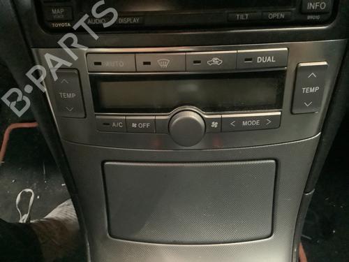 Climate control TOYOTA AVENSIS Estate (_T25_) 2.0 D-4D (ADT250_, ADT250R) | BP22171435I5 