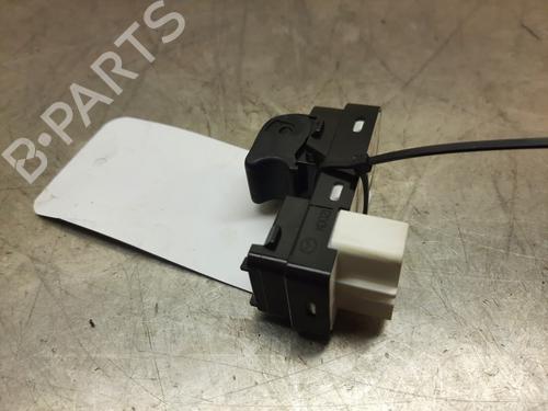 switch-mazda-2-hatchback-dl-dj-15-skyactiv-g-d09h66370-8208t2-2014-22169410 main image