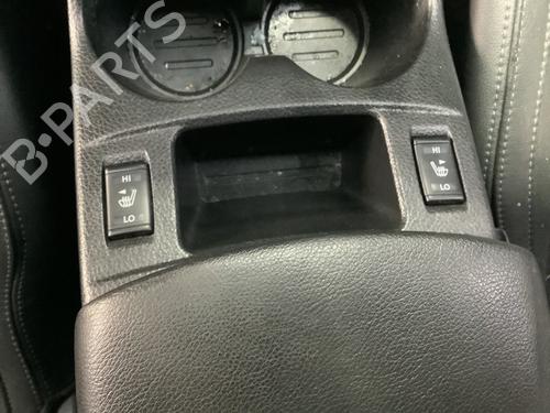 Used Switch NISSAN QASHQAI II (J11, J11_) 1.6 DIG-T (163 hp) 30407739
