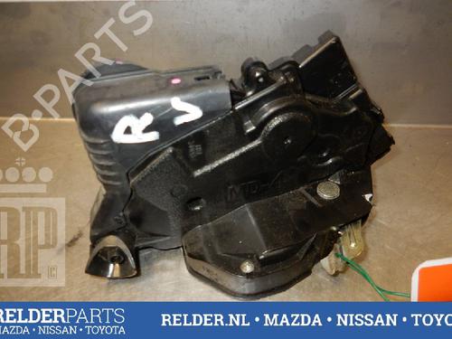 Used Front right lock TOYOTA PRIUS Liftback (_W2_) 1.5 Hybrid (NHW20_, NHW20R) (112 hp) 22139904