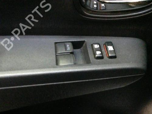 Used Switch TOYOTA YARIS (_P13_) 1.0 (KSP130_, KSP130) (69 hp) 22156878
