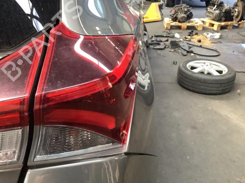 Used Right taillight Right taillight TOYOTA AURIS (_E18_) 1.2 (NRE185_, NRE185R) (116 hp) 36321101 36321101