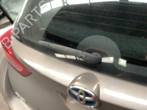 Used Rear windshield wiper arm TOYOTA AURIS (_E18_) 1.8 Hybrid (ZWE186_, ZWE186R) (136 hp) 22173556