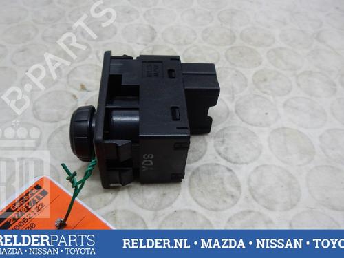 Used Mirror switch NISSAN ALMERA TINO (V10) 2.2 dCi (115 hp) 22137138