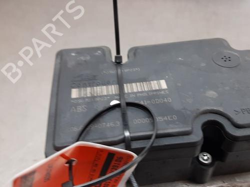 Used Electronic module Electronic module TOYOTA YARIS (_P9_) 1.3 VVT-i (SCP90_, SCP90R) (87 hp) 33120084 33120084
